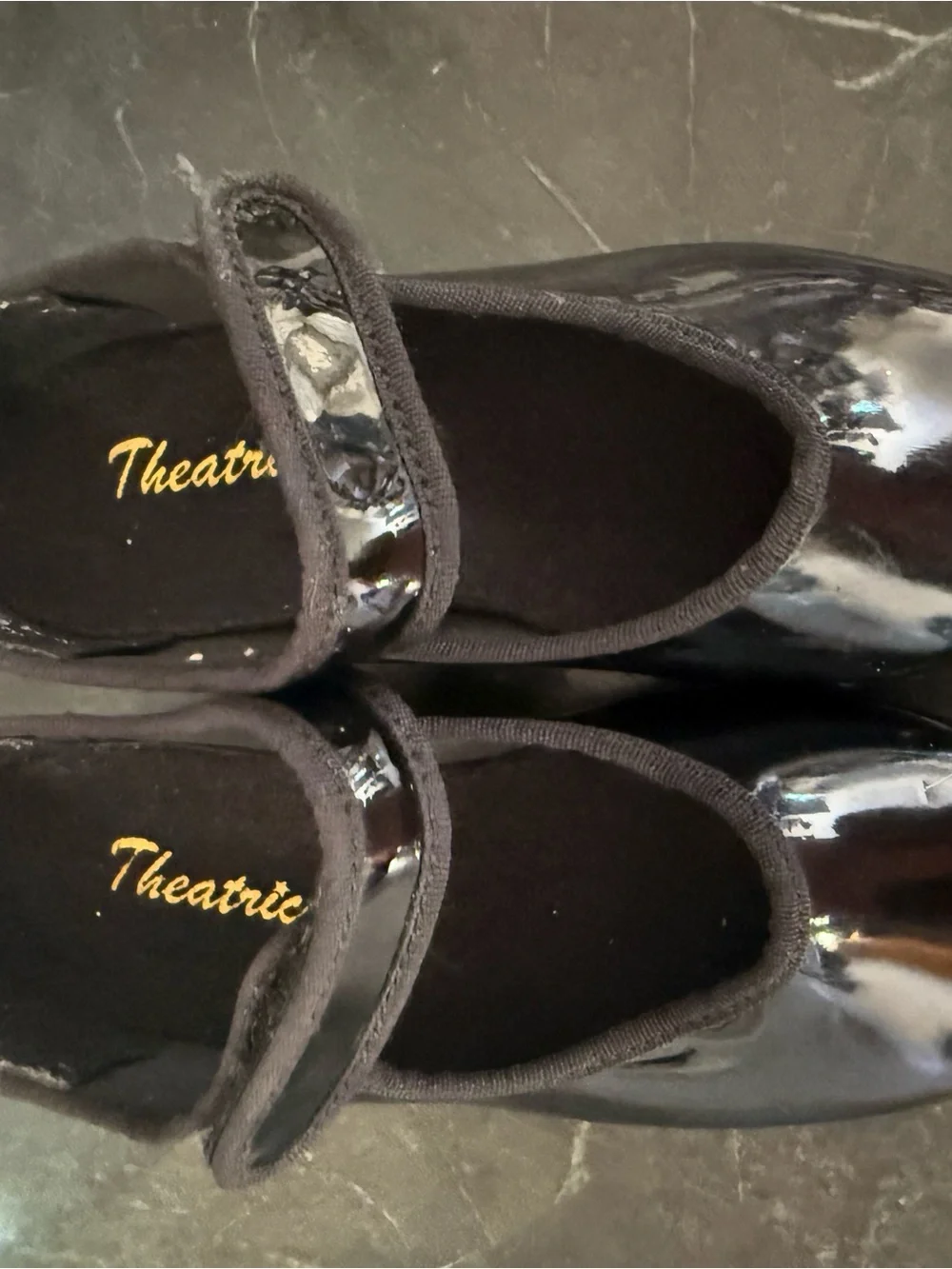 Theatricals girls Black Patent Mary Jane Strap Tap Dance Shoes 9 1/2